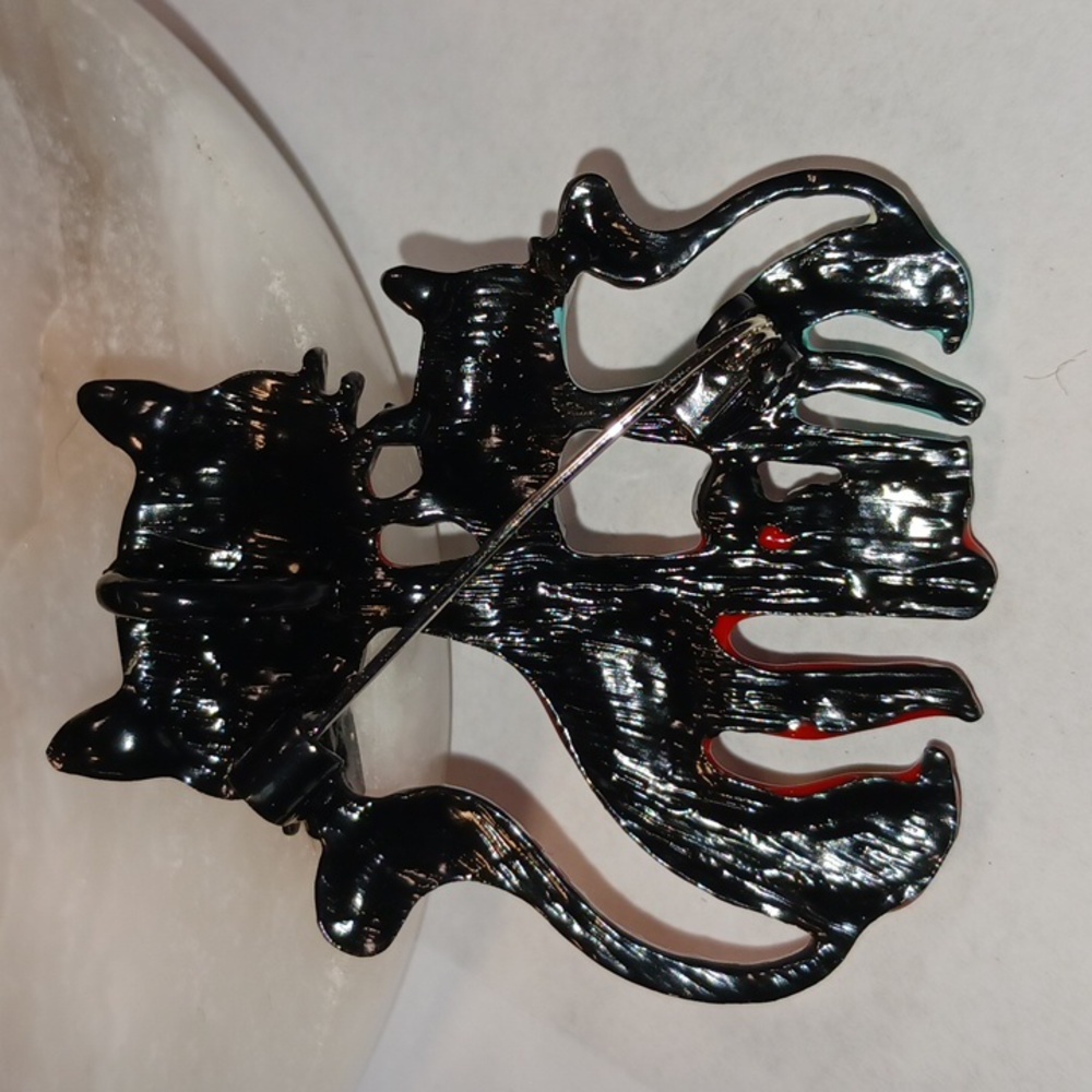 Floral Artsy Cat Brooch enamel - Picture 2 of 3